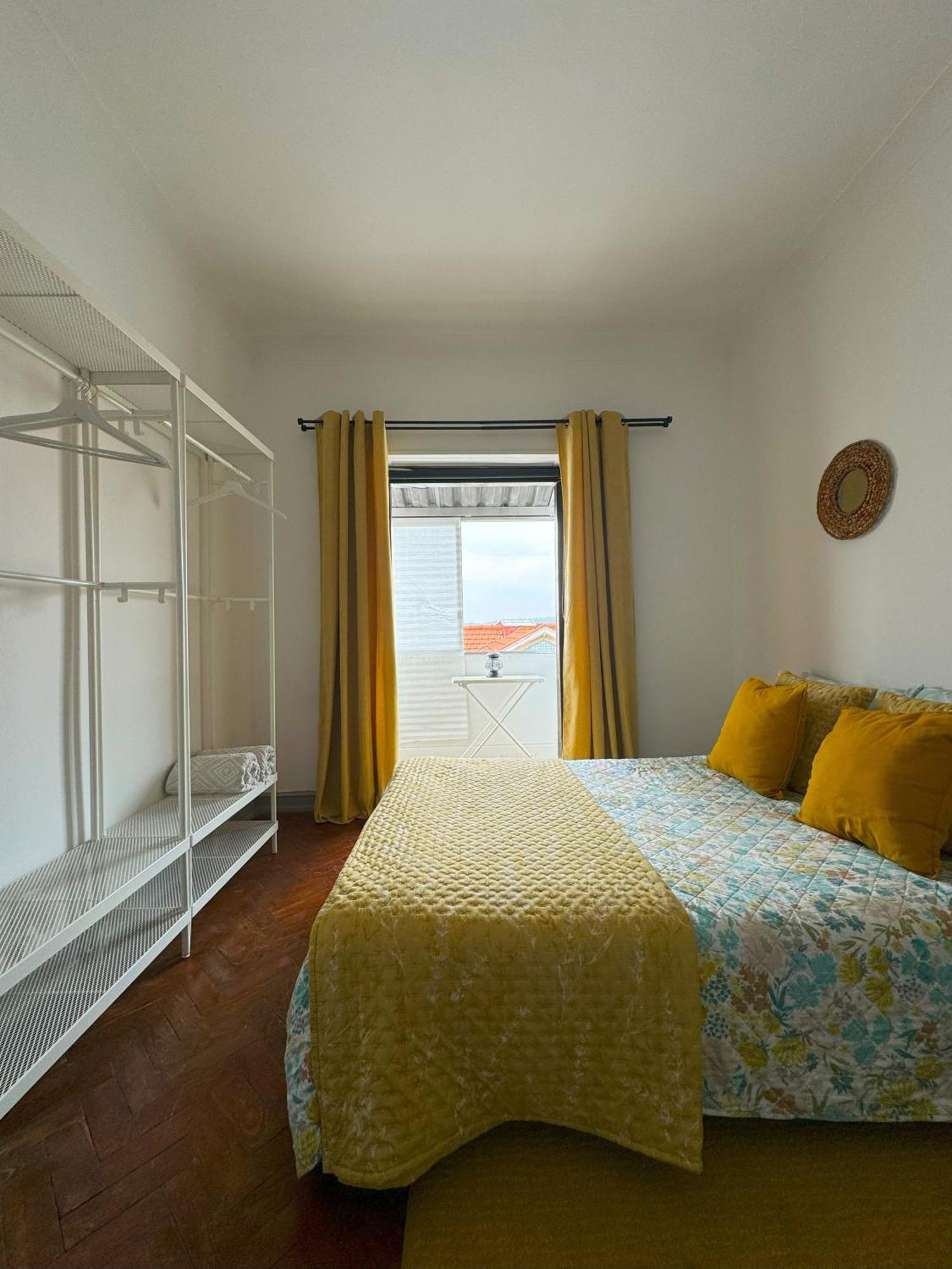 Casas Da Eva - Campolide Appartement Lissabon Buitenkant foto
