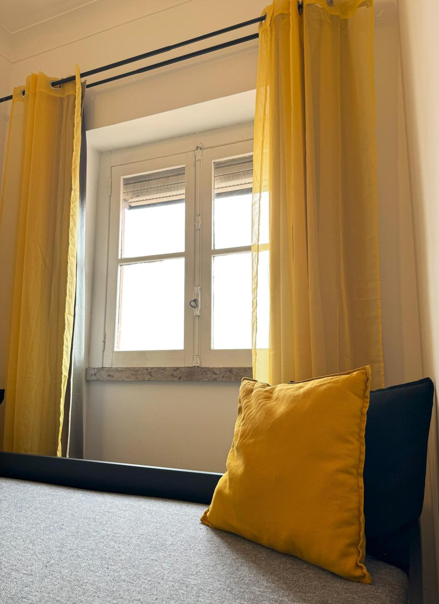 Casas Da Eva - Campolide Appartement Lissabon Buitenkant foto